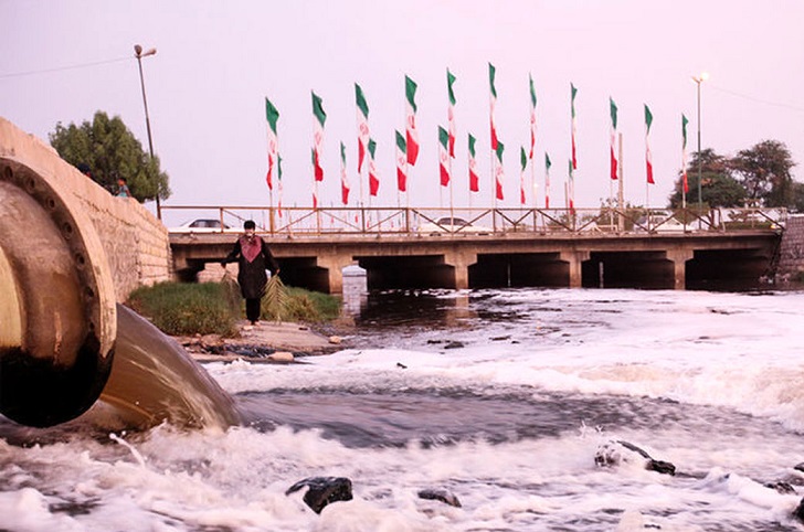 سامان دهی فاضلاب شهر بندرعباس با مشارکت بانک ملی ایران