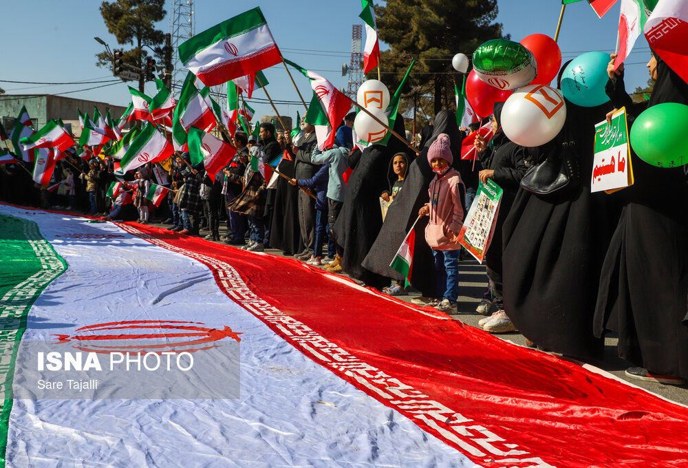 خروش وحدت در راهپیمایی سراسری ۲۲ بهمن