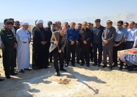 عملیات اجرایی مجتمع مسکونی ۴۸ واحدی پزشکان بندر خمیر آغاز شد