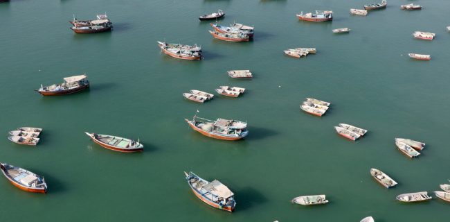 ۱۰۰ فروند لنج سنتی در بنادر غرب هرمزگان غربالگری شد