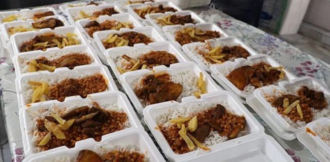پخت و اهدا بیش از ۱۵۶ هزار پرس غذای گرم به نیازمندان استان هرمزگان